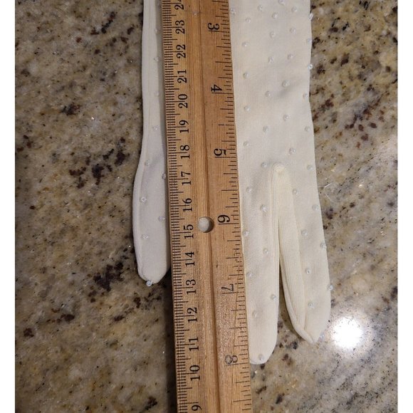 New? Vintage One Size Fits Cream Stretch Nylon Formal 8" Gloves Silver Tone Bead - Picture 15 of 16